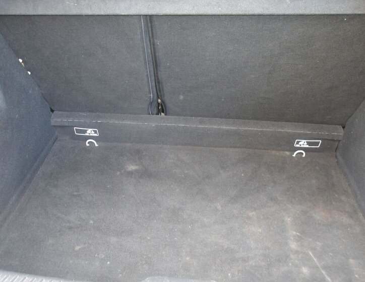 Renault Clio Hatchback 1,1 l 54 kw