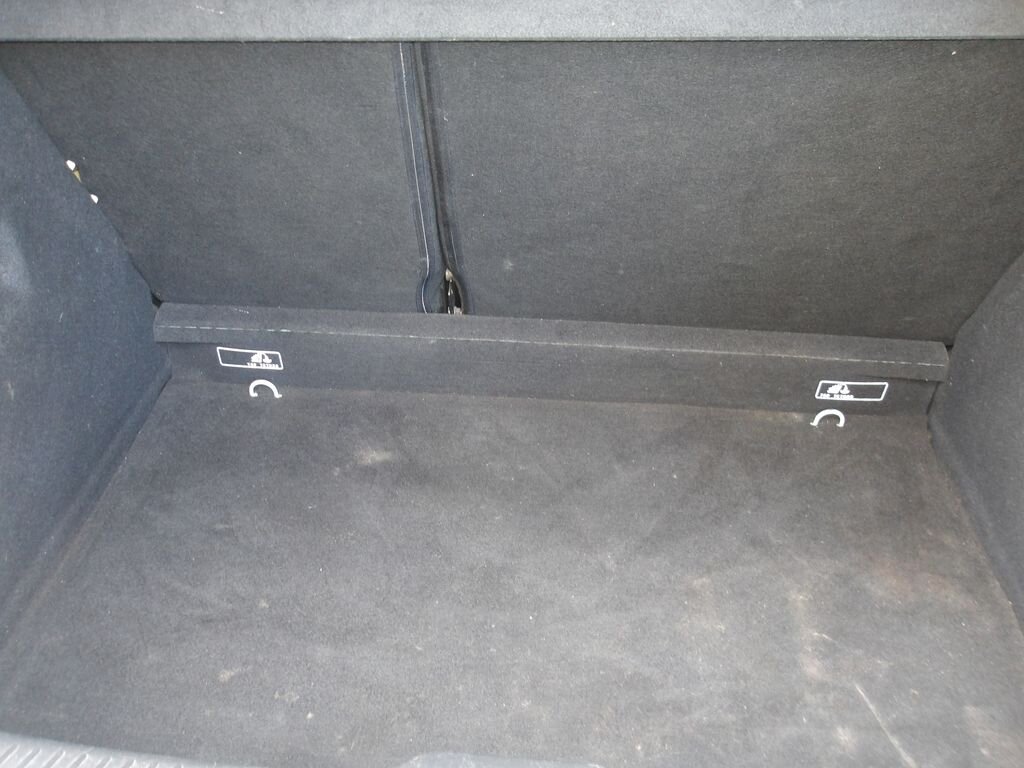 Renault Clio Hatchback 1,1 l 54 kw