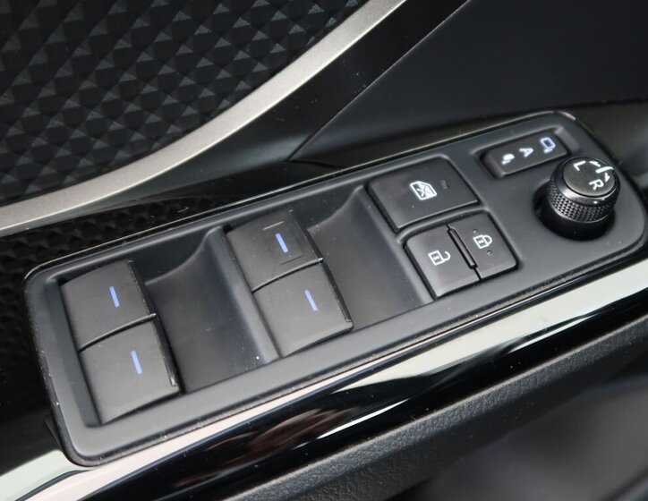 Toyota C-HR Hatchback 1,8 l 72 kw