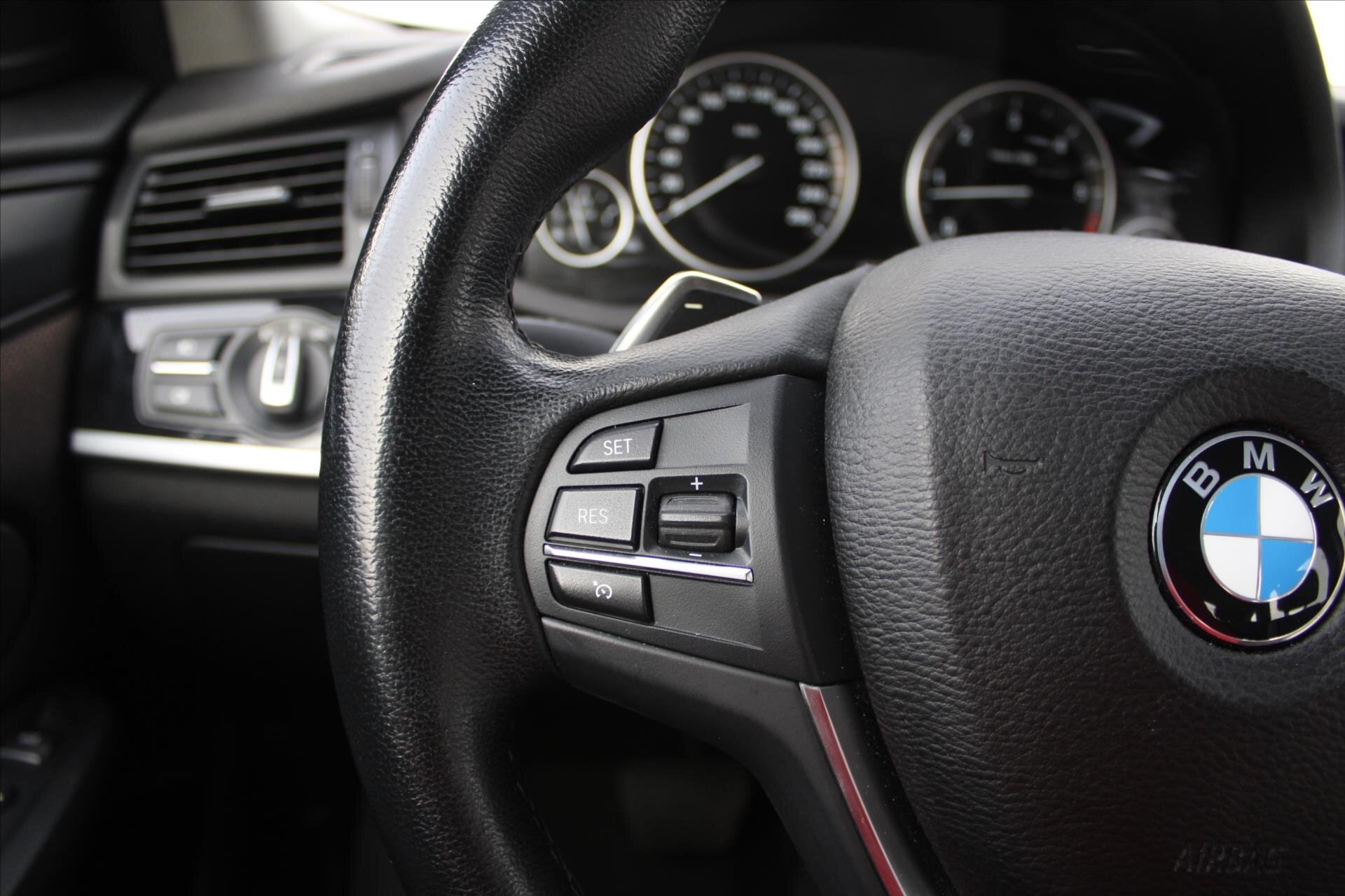 BMW X4 SUV 3,0 l 190 kw