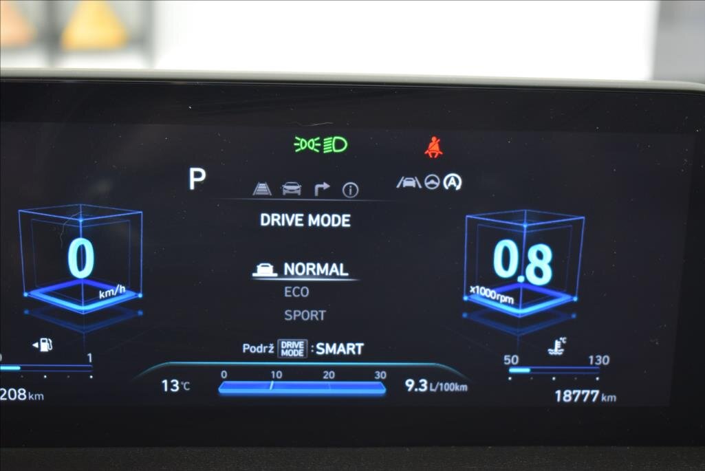 Hyundai Staria MPV 2,2 l 130 kw