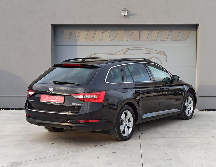 Škoda Superb 5