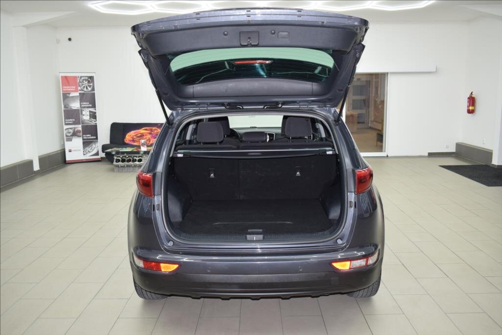 KIA Sportage SUV 1,7 l 104 kw