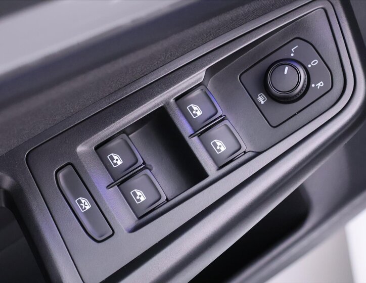 Volkswagen Bora Sedan 0,0 100 kw