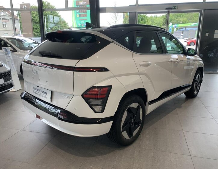 Hyundai Kona 5