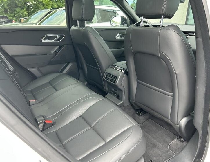 Land Rover Range Rover Velar SUV 3,0 l 221 kw