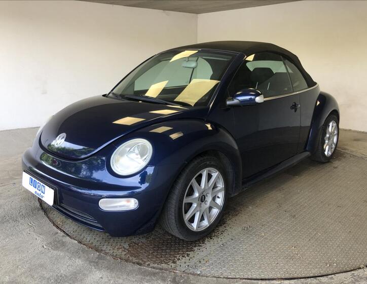 Volkswagen New Beetle 3