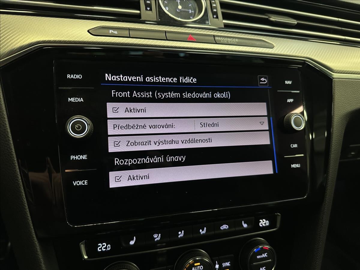 Volkswagen Passat Sedan / Limuzína 2,0 l 162 kw