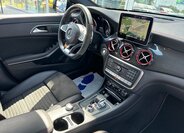 Mercedes-Benz CLA Kombi 2,0 l 280 kw
