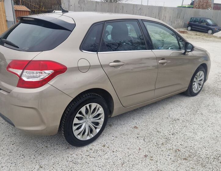 Citroën C4 6