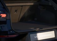 Volkswagen T-Roc SUV / Terénní 1,5 l 110 kw