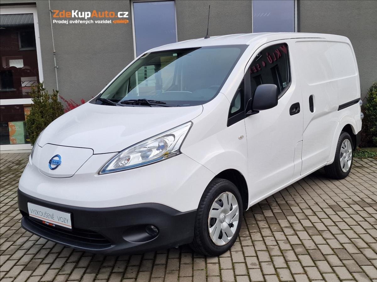 Nissan NV200