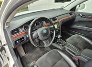 Škoda Superb 12