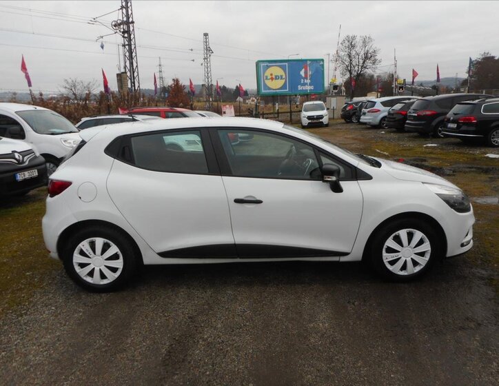 Renault Clio Hatchback 898,0 56 kw