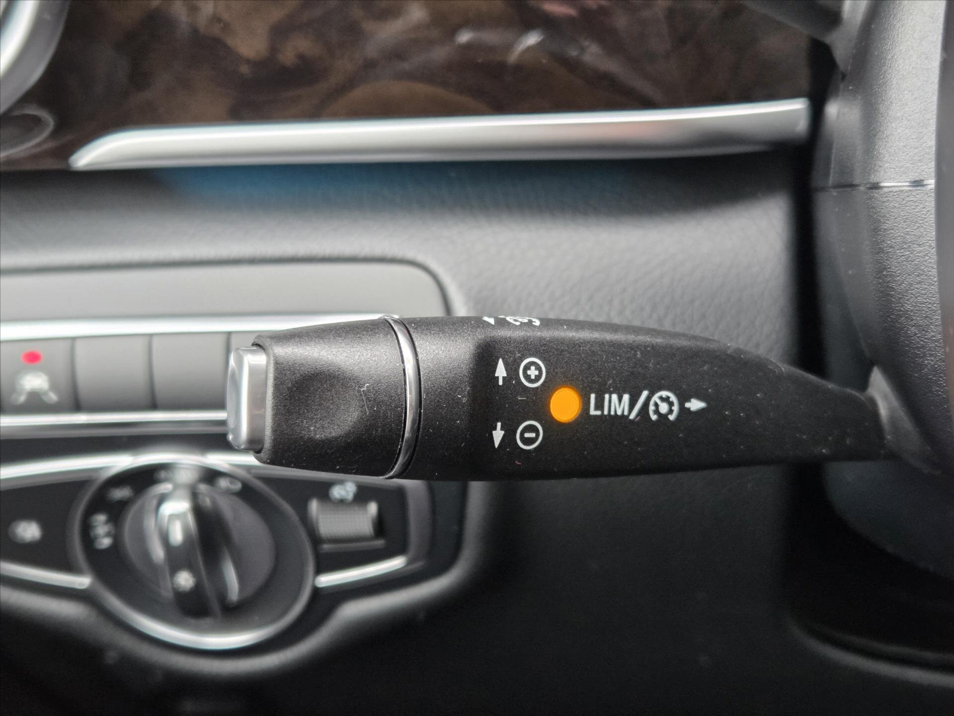 Mercedes-Benz Třídy V Kombi 2,1 l 140 kw