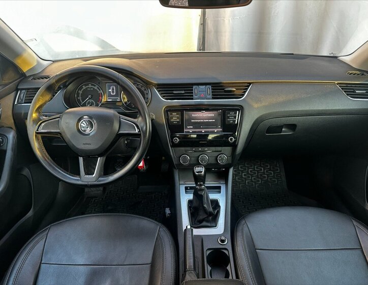 Škoda Octavia Sedan / Limuzína 1,4 l 81 kw