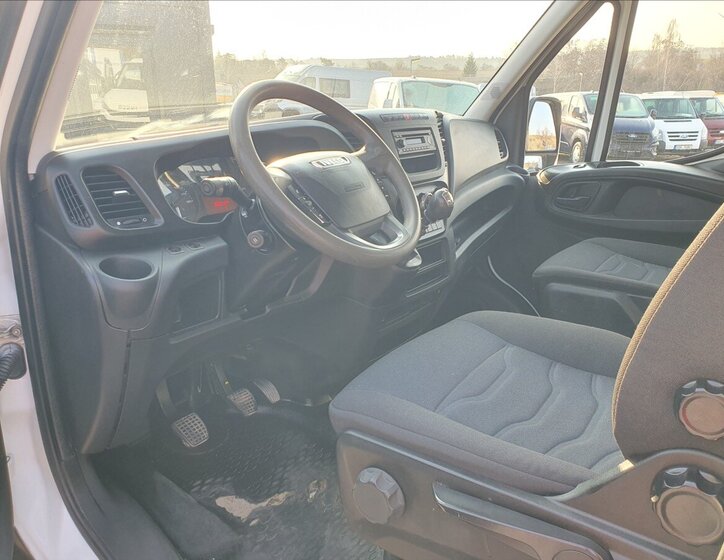 Iveco Daily Sklápěč 2,3 l 100 kw