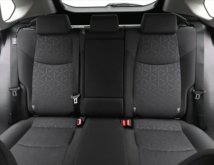 Toyota RAV4 SUV / Terénní 2,0 l 129 kw