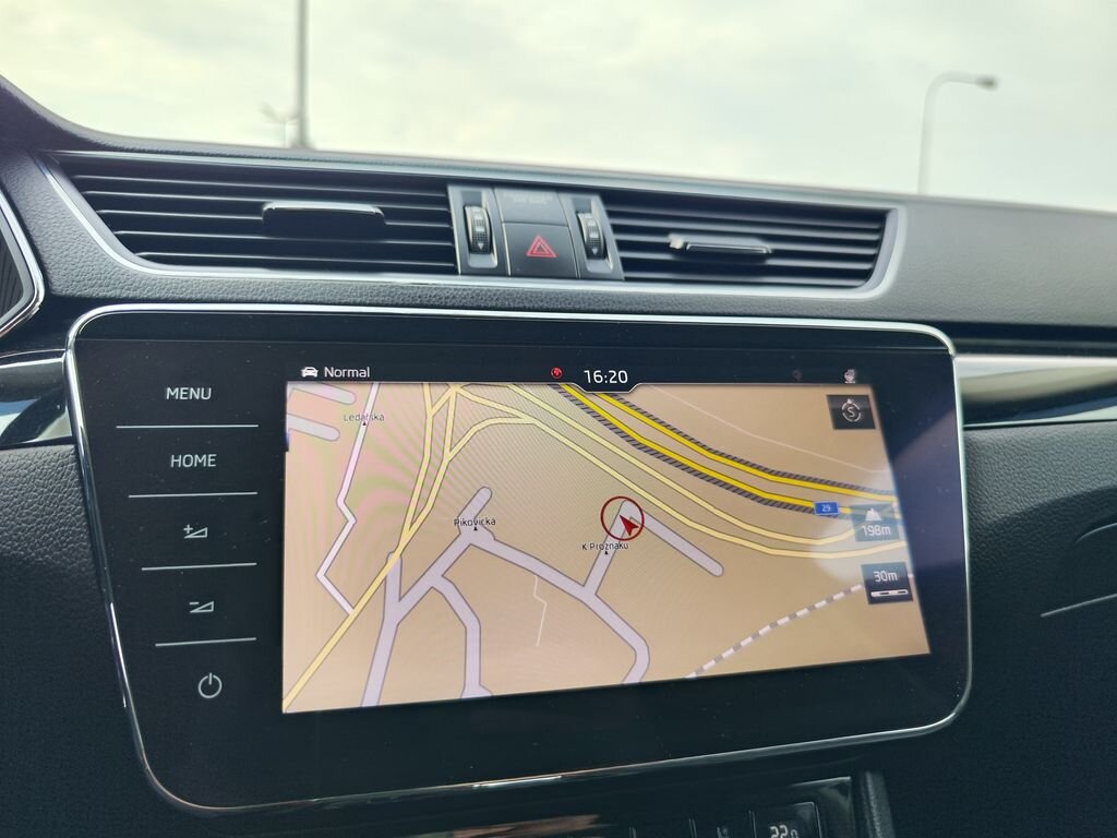 Škoda Superb Sedan / Limuzína 2,0 l 110 kw