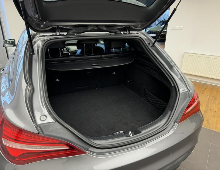 Mercedes-Benz CLA 19