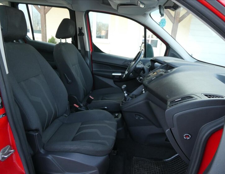 Ford Tourneo Connect 17