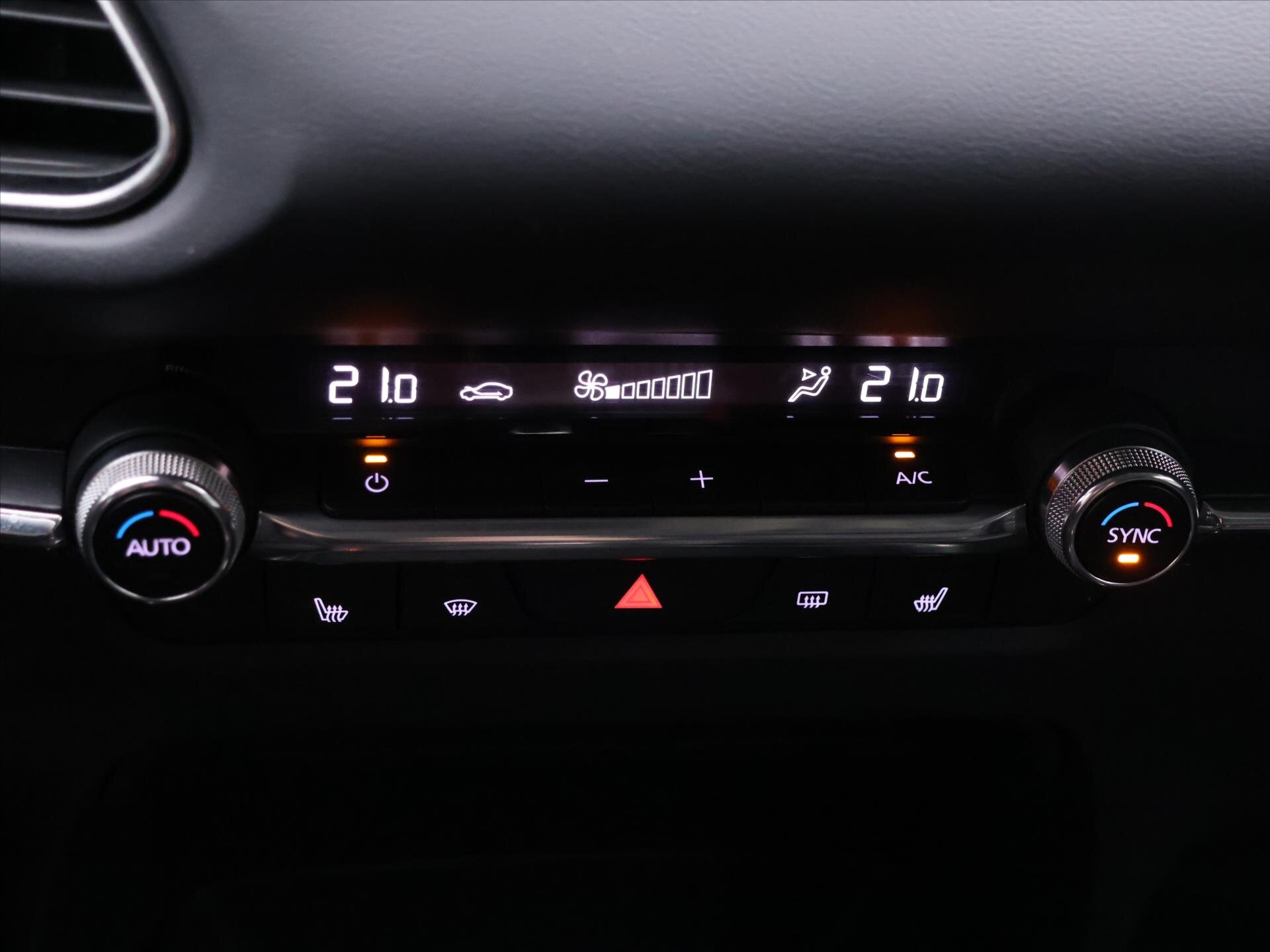 Mazda CX-30 Kombi 2,0 l 110 kw
