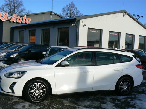 Ford Focus Kombi 999,0 92 kw