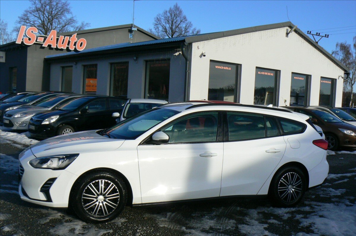 Ford Focus Kombi 999,0 92 kw