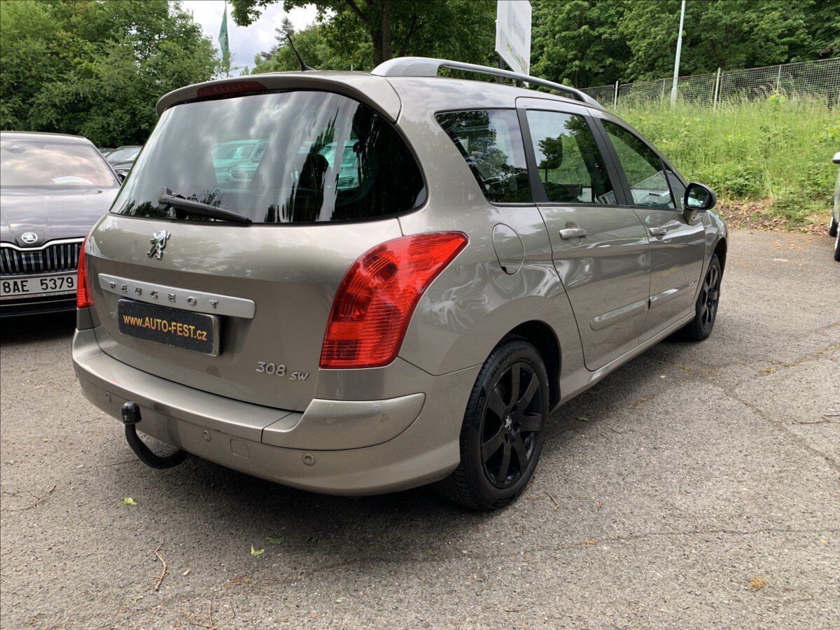Peugeot 308 Kombi 1,6 l 82 kw