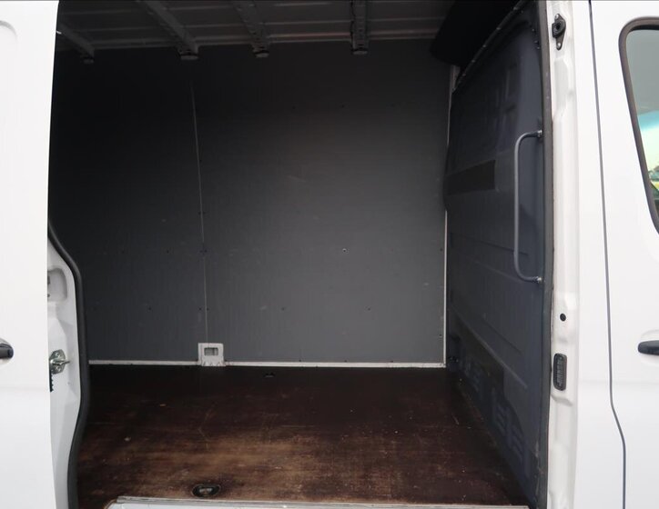 Mercedes-Benz Sprinter 19