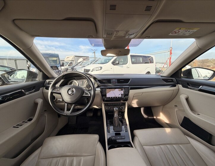 Škoda Superb Liftback 2,0 l 140 kw