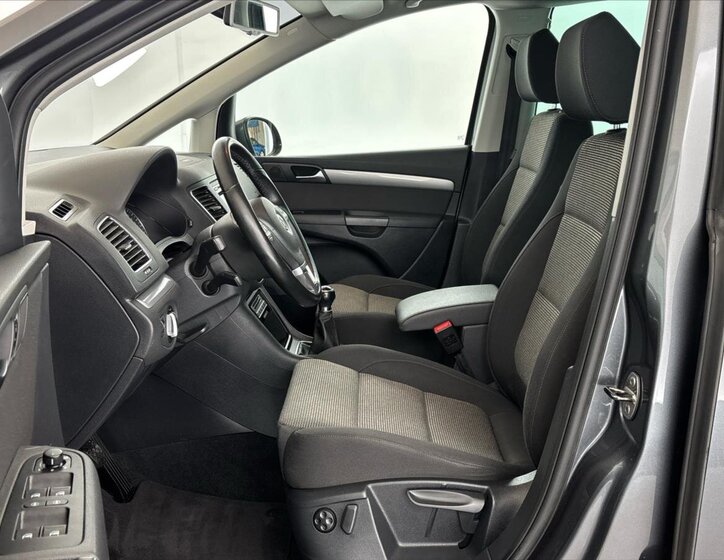 Volkswagen Sharan Kombi 2,0 l 125 kw