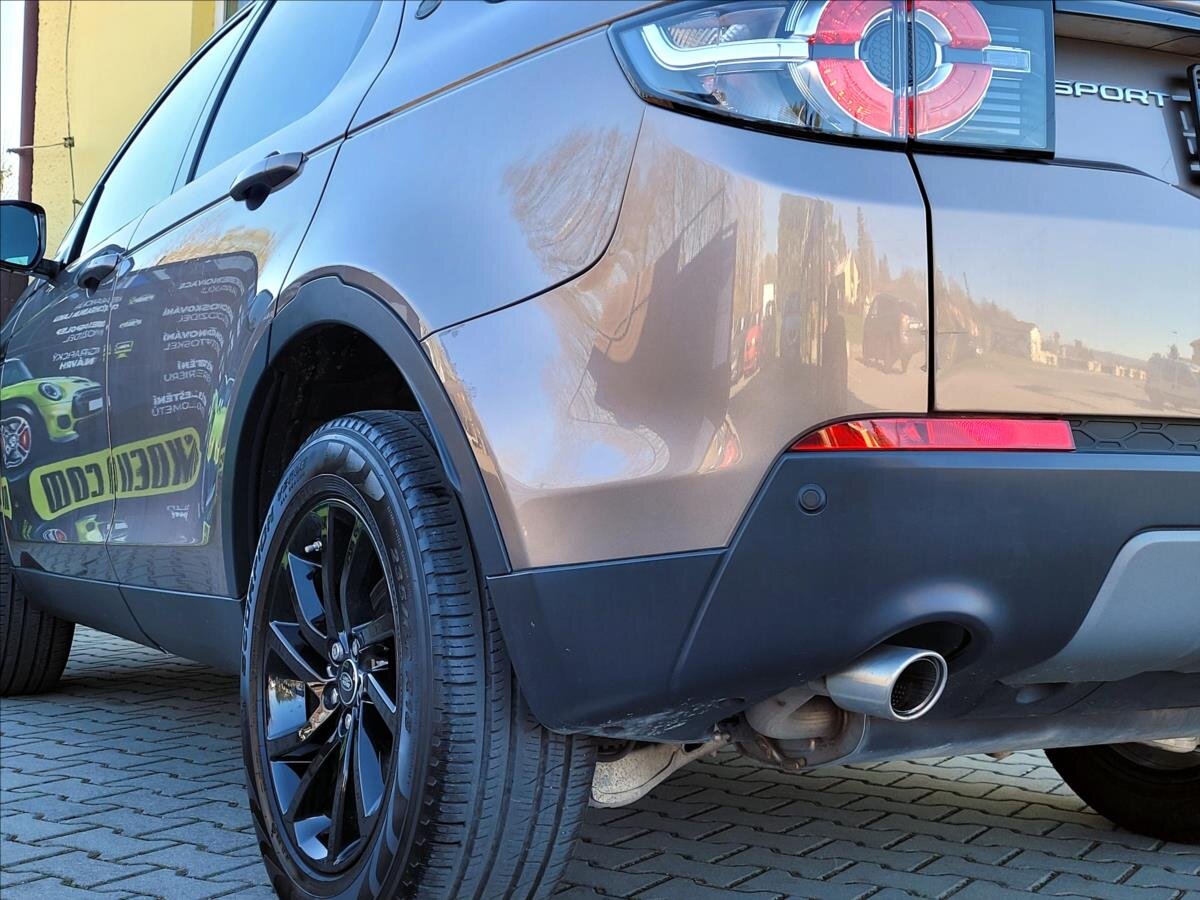 Land Rover Discovery Sport SUV / Terénní 2,0 l 110 kw