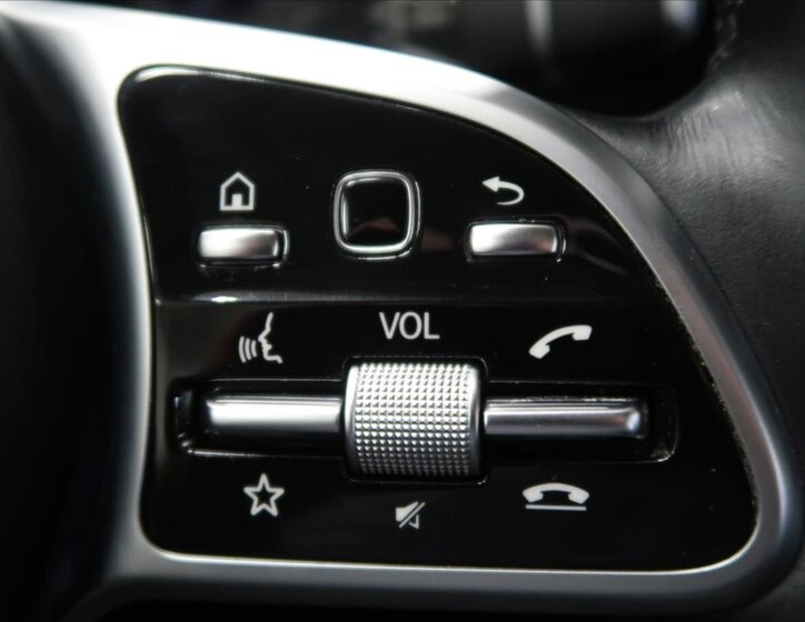 Mercedes-Benz Třídy E Kombi 2,0 l 135 kw