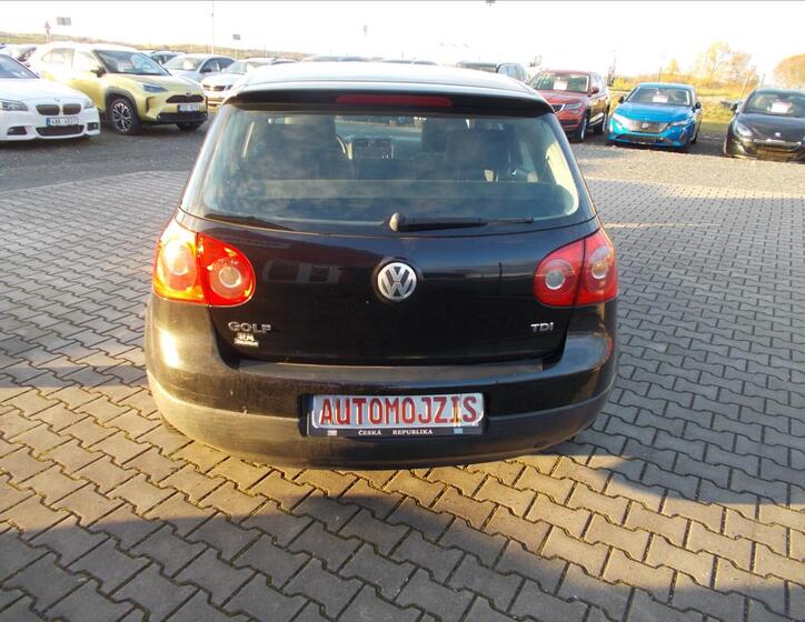 Volkswagen Golf 10
