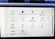 Land Rover Defender 22