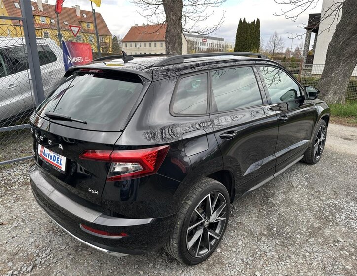 Škoda Karoq SUV / Terénní 2,0 l 140 kw