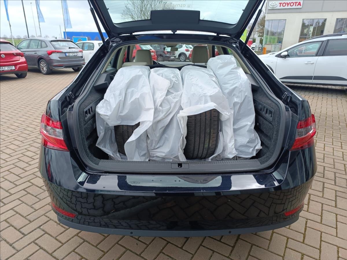 Škoda Superb Liftback 2,0 l 110 kw