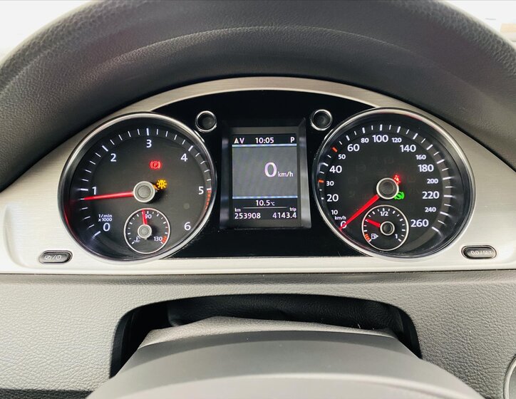 Volkswagen Passat Sedan / Limuzína 2,0 l 130 kw