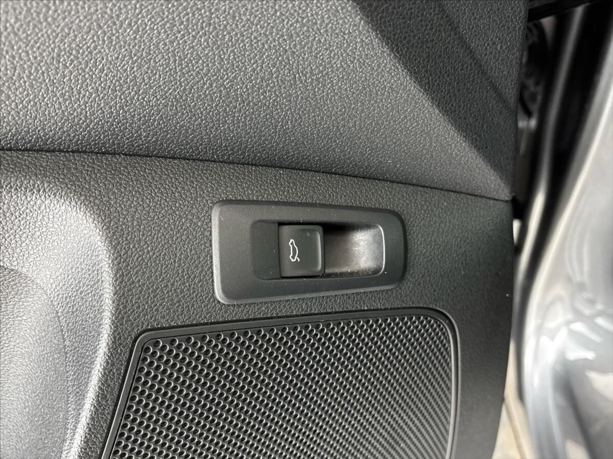 Škoda Karoq SUV / Terénní 1,5 l 110 kw