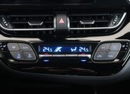 Toyota C-HR SUV 1,8 l 72 kw