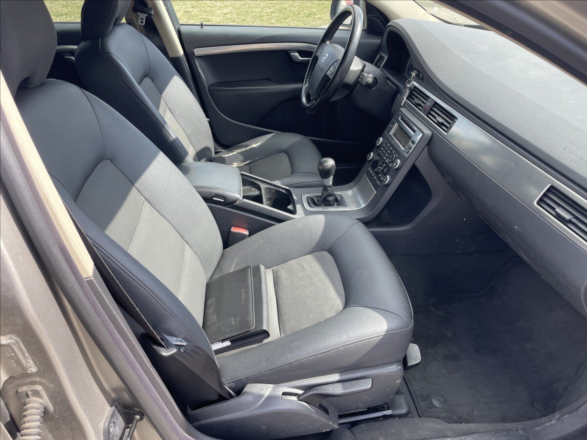 Volvo V70 Kombi 2,0 l 100 kw