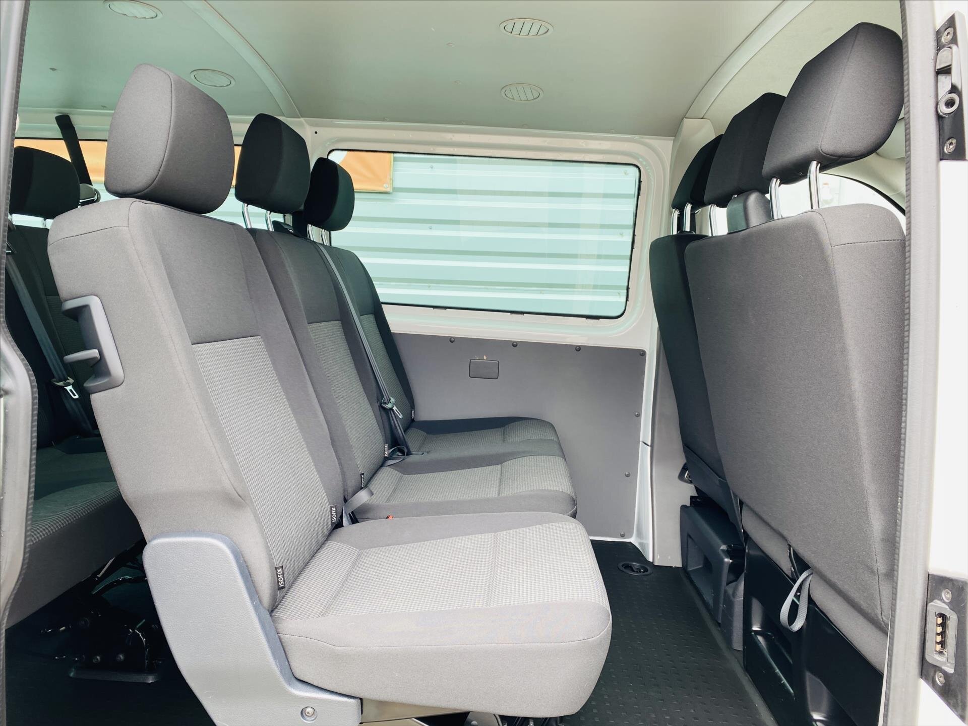 Volkswagen Transporter Kombi 2,0 l 110 kw