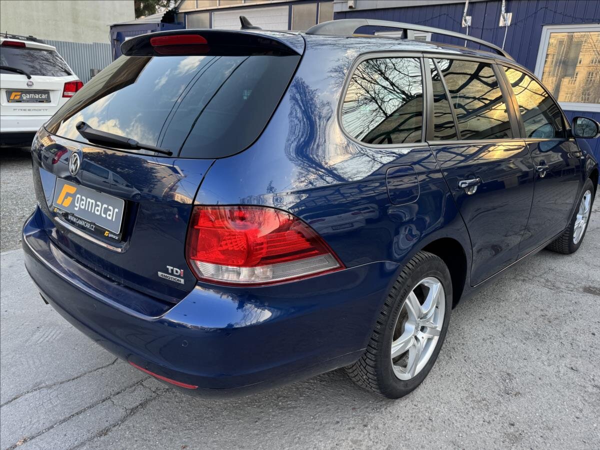 Volkswagen Golf Kombi 1,6 l 77 kw