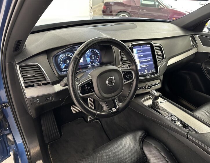 Volvo XC90 SUV 2,0 l 173 kw