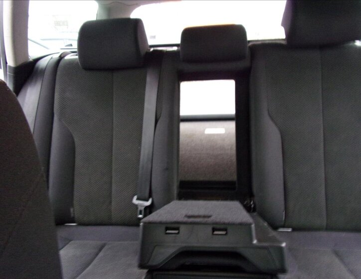 Volkswagen Passat 22