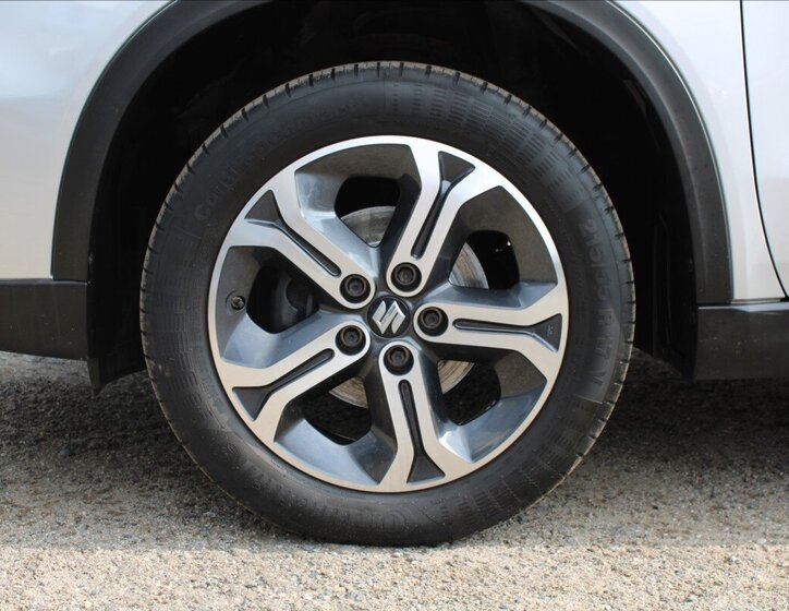 Suzuki Vitara SUV 1,6 l 88 kw