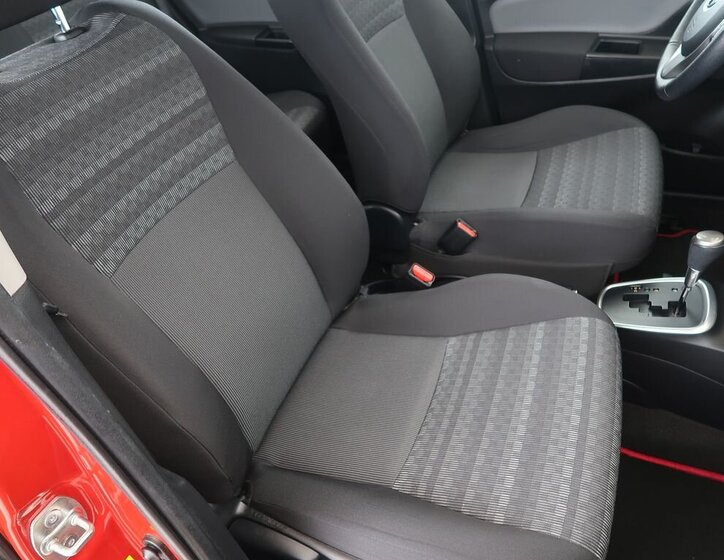 Toyota Yaris Hatchback 1,3 l 73 kw