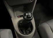 Volkswagen Touran MPV 1,6 l 75 kw