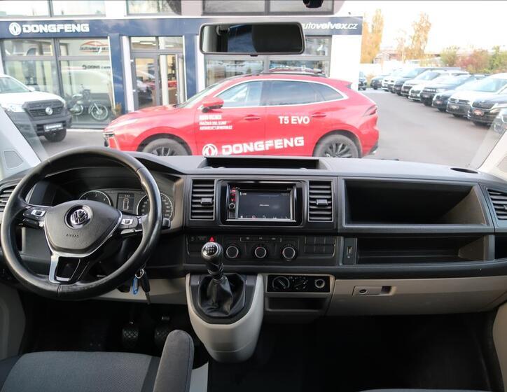 Volkswagen Transporter 19